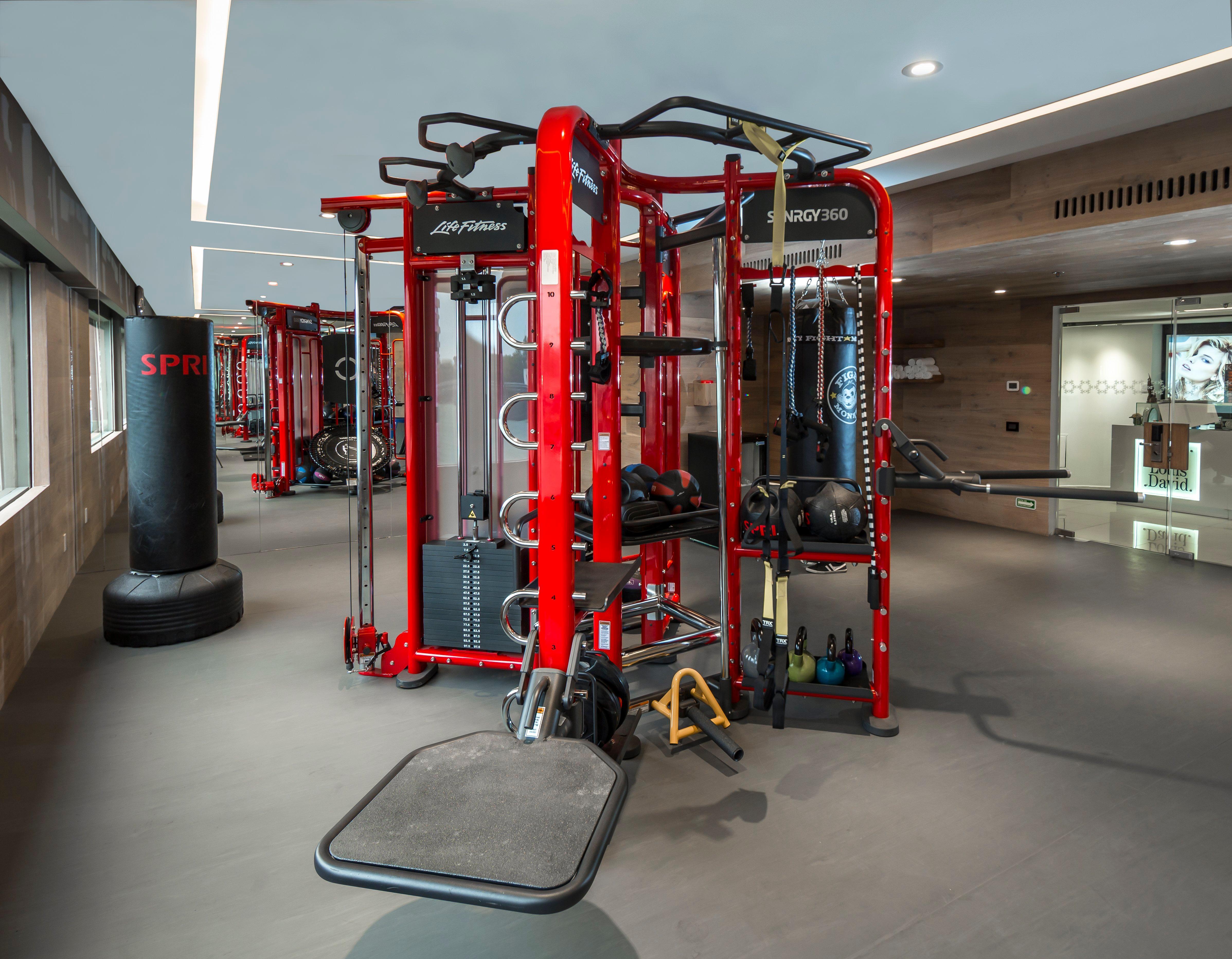 Presidente Intercontinental Mexico City By Ihg Exterior photo The gym at the 2018 edition of the World Economic Forum